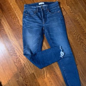Loft raw hem jean